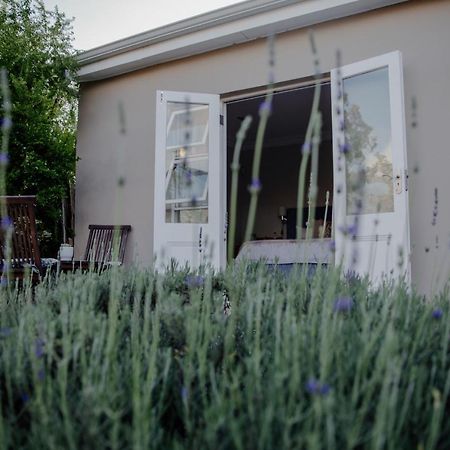 Cornerstone Manor Bed & Breakfast Grahamstown Exterior photo